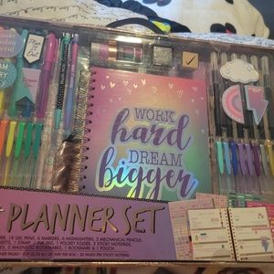 Fashion angels 2000plus piece planner kit